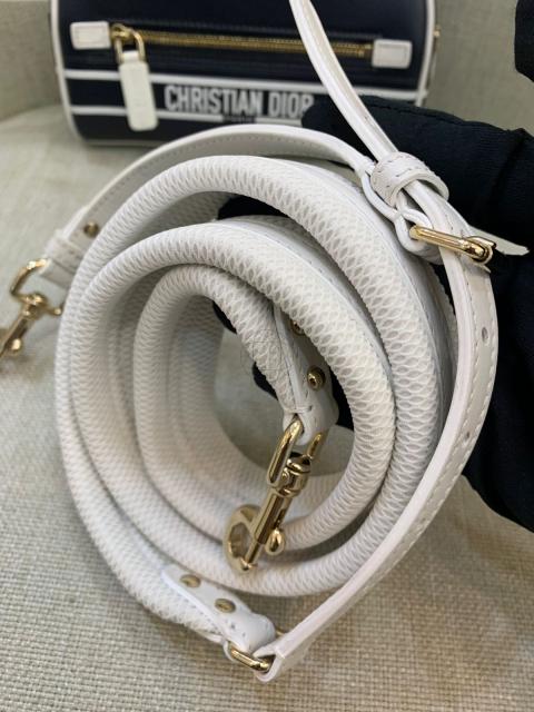 Large Product Preview Image 22