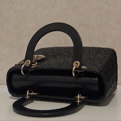 Large Product Preview Image 8