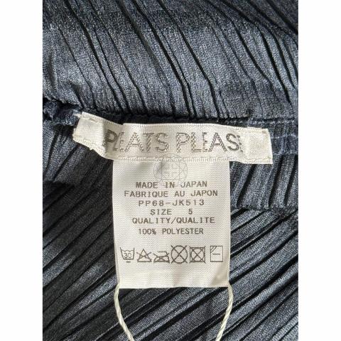 大幅値下げ★PLEATS PLEASE ISSEY MIYAKE 半袖トップス PLEATS PLEASE ISSEY MIYAKE - [新品] PLEATS PLEASE プリーツ