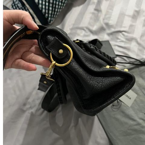 Large Product Preview Image 3