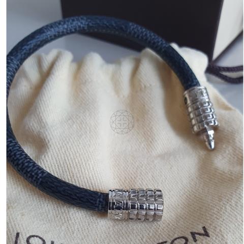 Large Product Preview Image 3