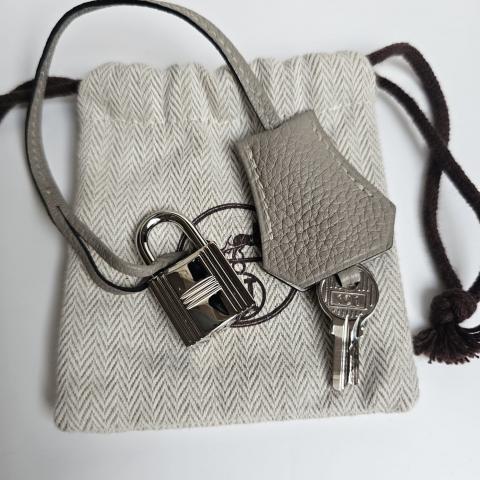 Large Product Preview Image 27