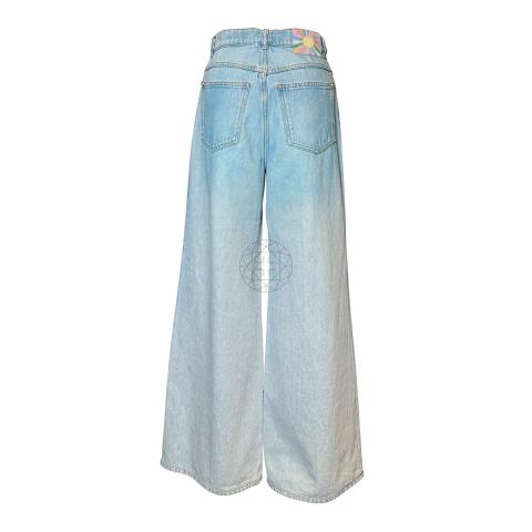 【LOCAL MANSION】★送料・関税込★Daily Wide Jean Sell Chanel Wide-Leg Denim - Light Blue | HuntStreet.com