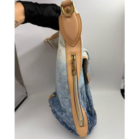 Large Product Preview Image 3