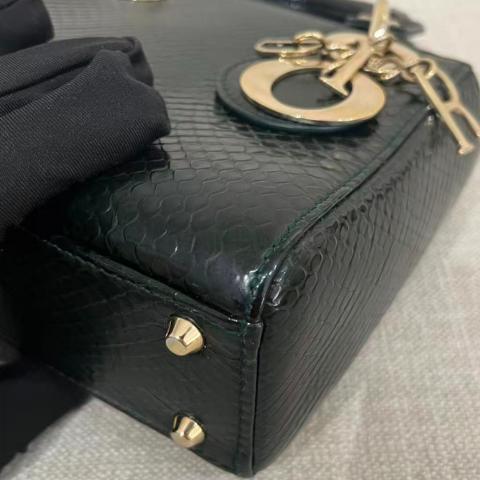 Large Product Preview Image 10