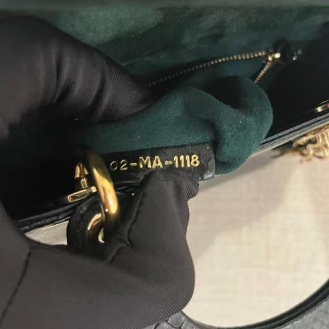 Large Product Preview Image 16