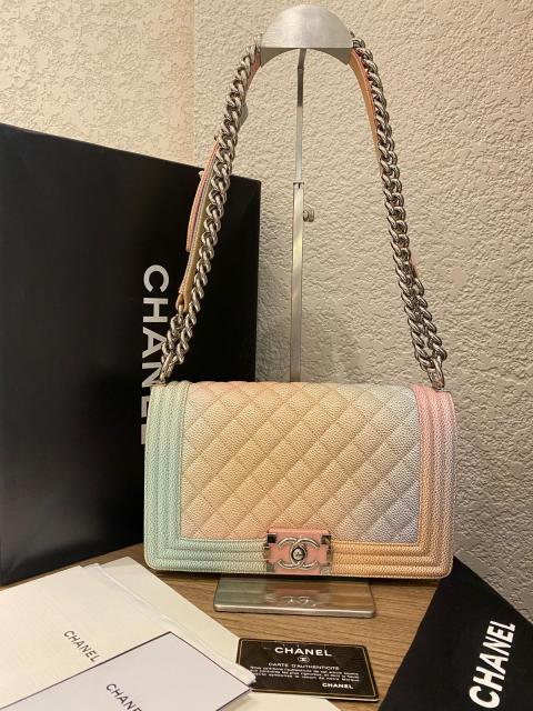 Large Product Preview Image 18