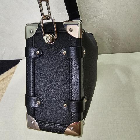 Large Product Preview Image 4