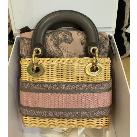 Large Product Preview Image 2