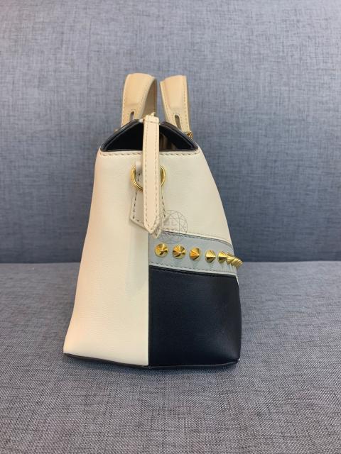 Large Product Preview Image 3