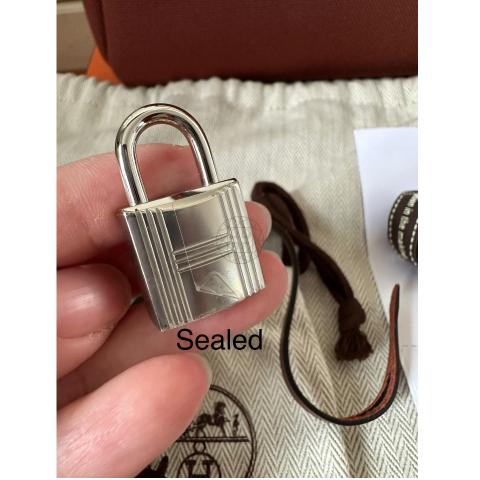 Large Product Preview Image 5