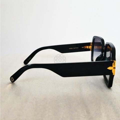 Large Product Preview Image 4