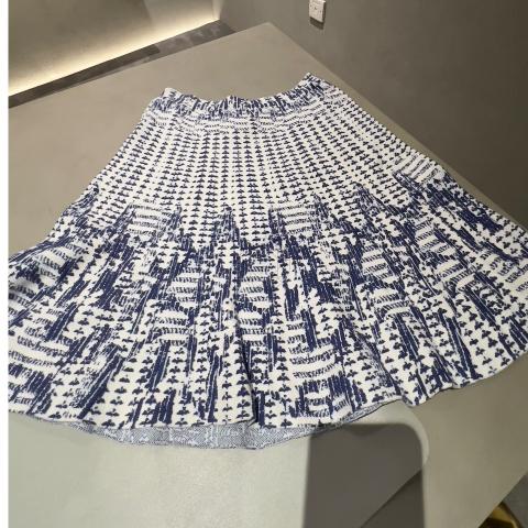 Large Product Preview Image 3