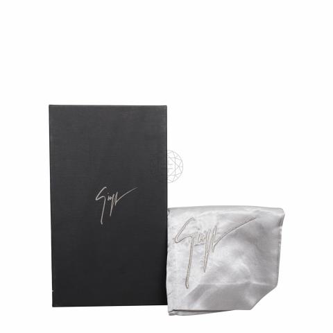 Large Product Preview Image 9