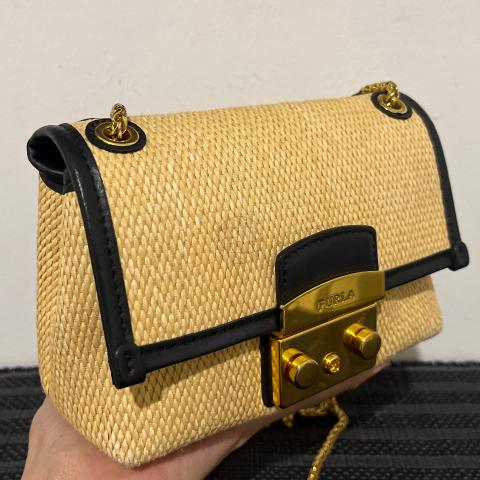 Large Product Preview Image 5