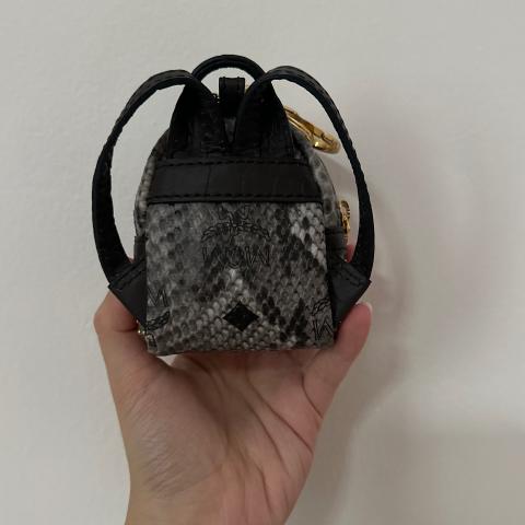 Large Product Preview Image 2