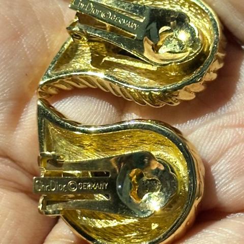 Large Product Preview Image 4