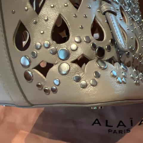 Large Product Preview Image 8