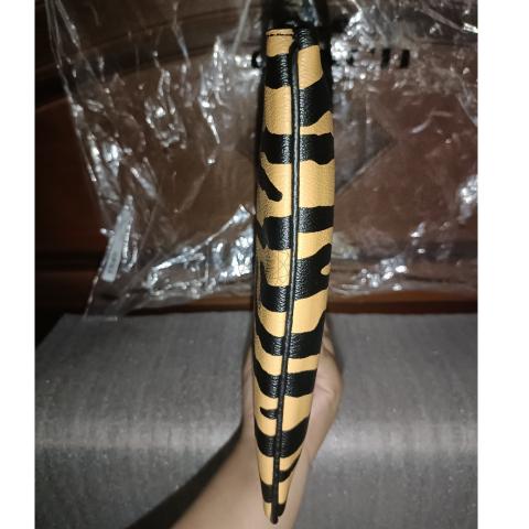 Large Product Preview Image 4