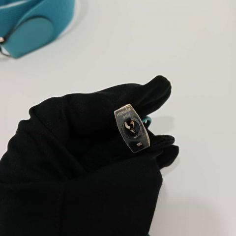 Large Product Preview Image 19