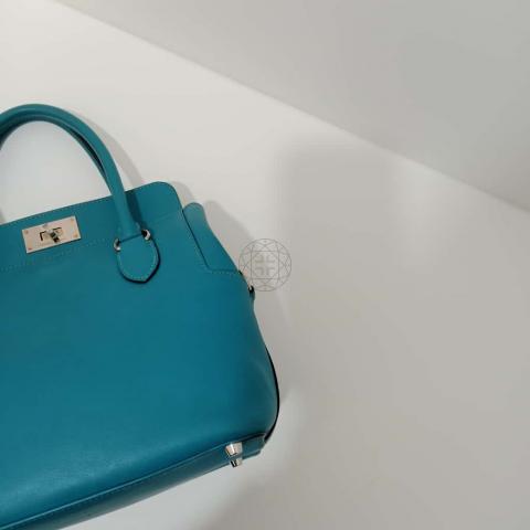 Large Product Preview Image 24