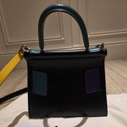 Large Product Preview Image 2