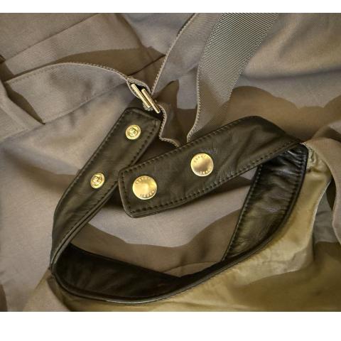 Large Product Preview Image 5