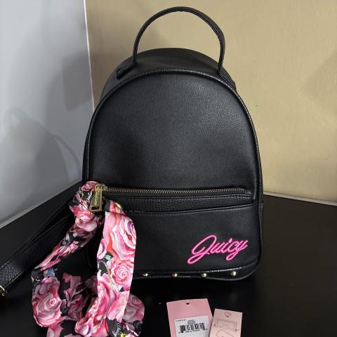 Juicy Couture \