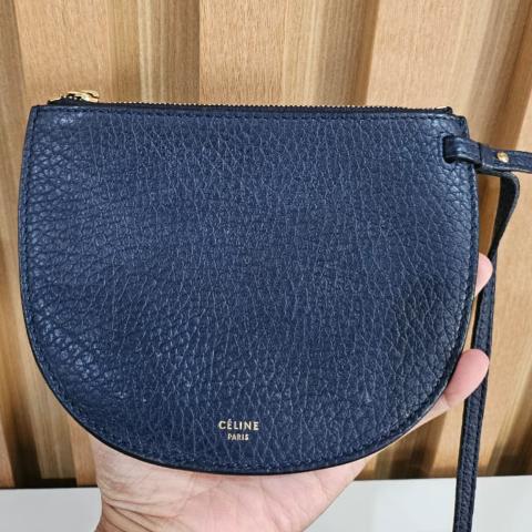 Sac Bandoulière CÉLINE Paris Vintage - Cuir Bleu Marine, Doublure Rouge, Fait Main, Très Bon état - Pièce Authentique