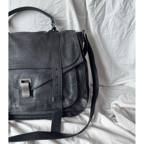 Large Product Preview Image 17