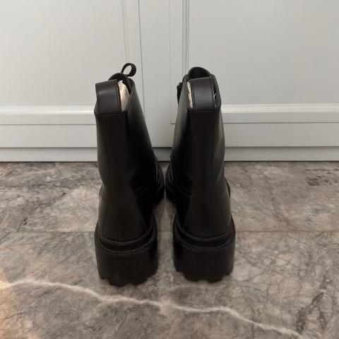 Large Product Preview Image 2