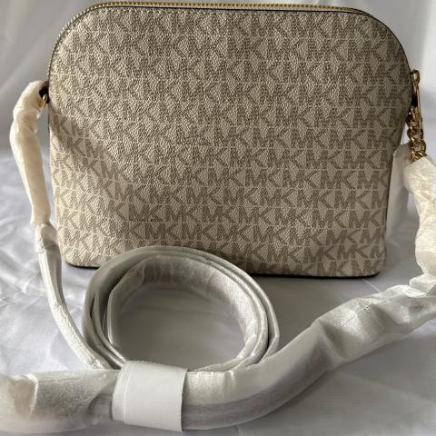 Large Product Preview Image 2