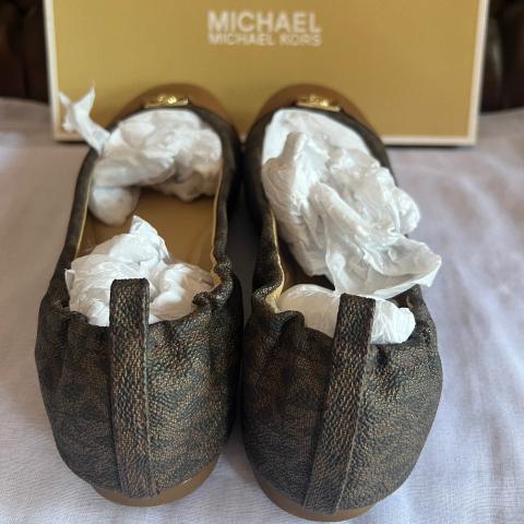 Large Product Preview Image 2