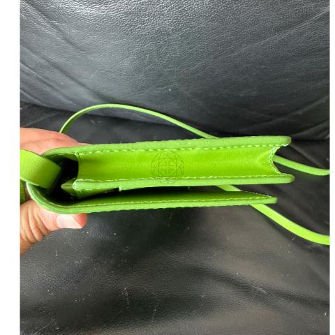 Large Product Preview Image 11