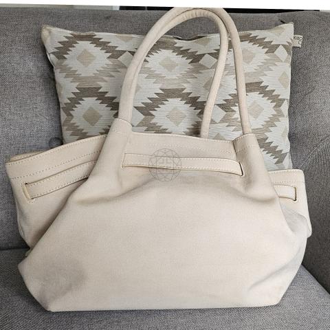 Large Product Preview Image 2