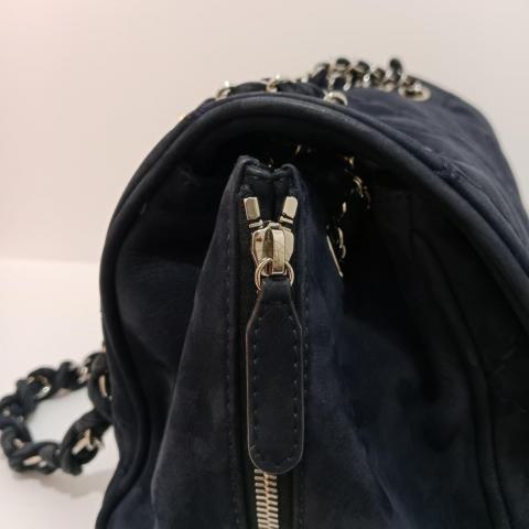 Large Product Preview Image 40