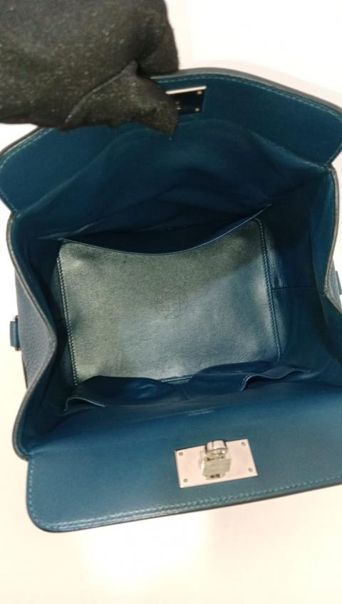 Large Product Preview Image 22