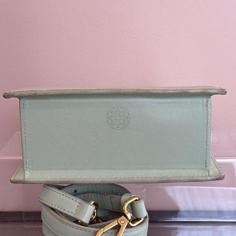 Large Product Preview Image 7