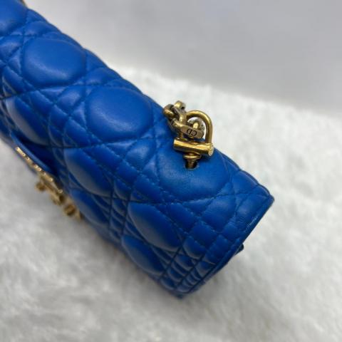 Large Product Preview Image 17