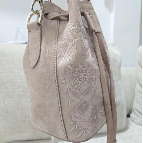 Large Product Preview Image 5