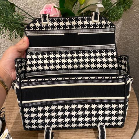 Large Product Preview Image 5