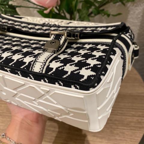 Large Product Preview Image 18