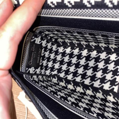 Large Product Preview Image 20