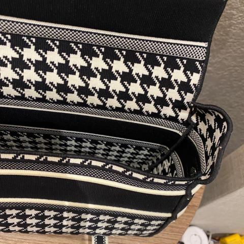 Large Product Preview Image 23