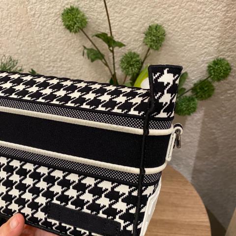 Large Product Preview Image 25