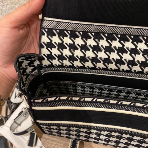 Large Product Preview Image 27