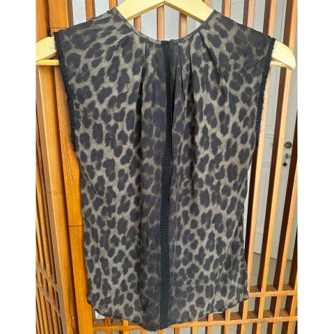 Large Product Preview Image 2