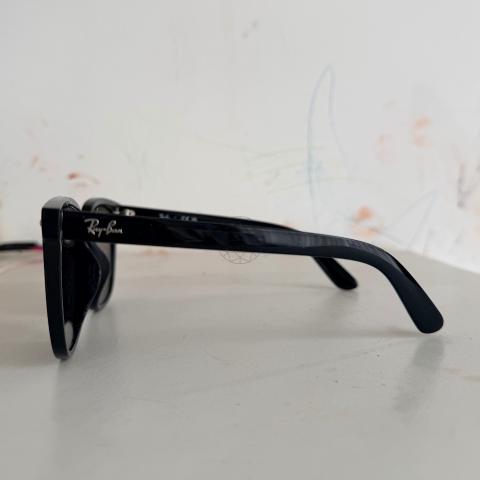 Large Product Preview Image 3