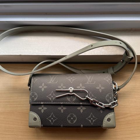 Large Product Preview Image 9