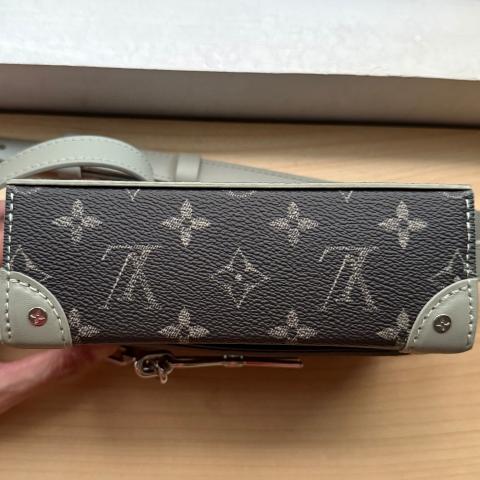 Large Product Preview Image 7